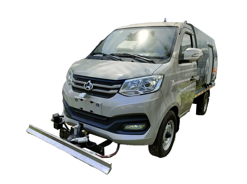 路面養護車(chē)SE5030TYH6（燃油車(chē)）